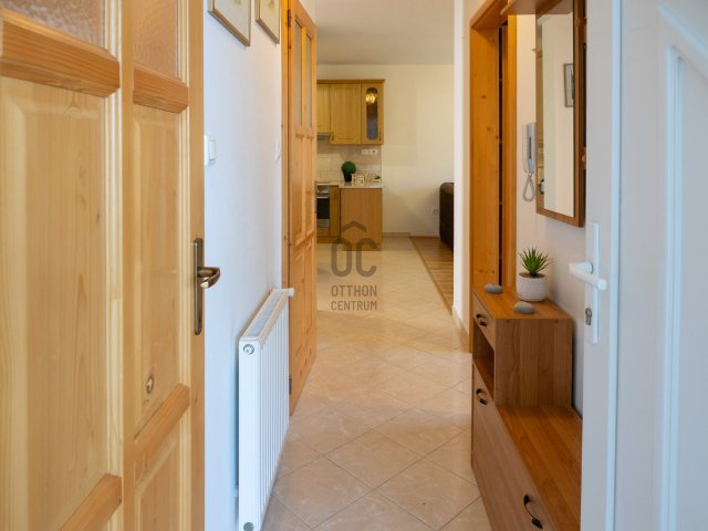 Eladó téglalakás, Pécsett 52 M Ft, 2 szobás