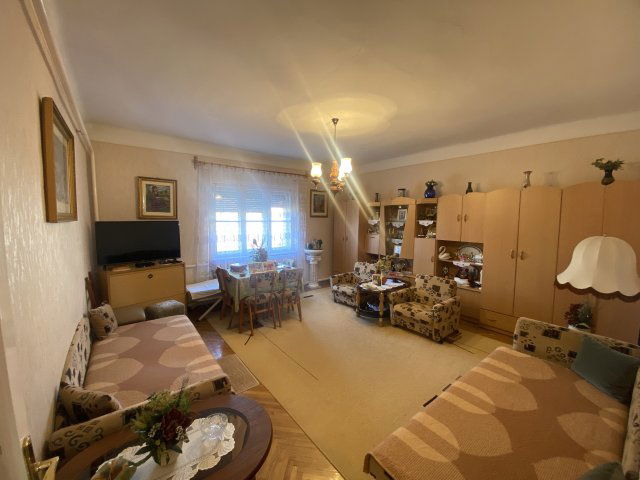 Eladó családi ház, Nyíregyházán 65 M Ft, 5 szobás