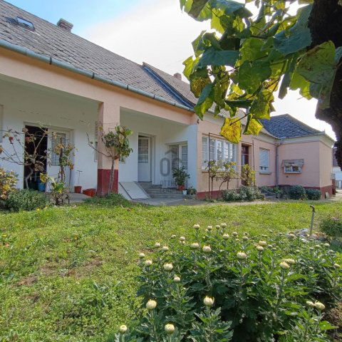 Eladó családi ház, Tótszerdahelyen 27.9 M Ft, 4 szobás