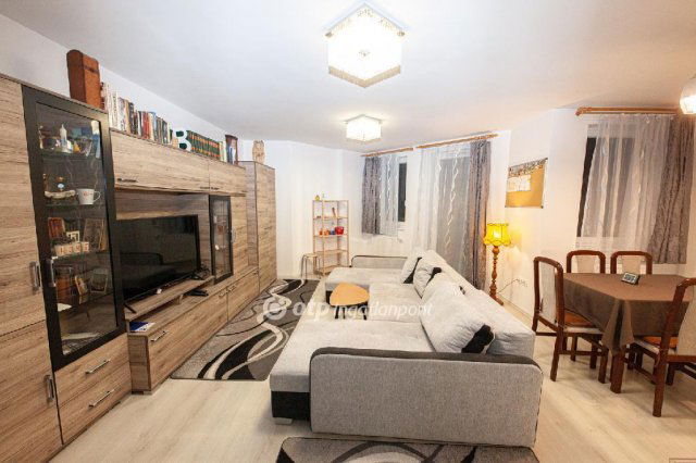 Eladó téglalakás, Budapesten, XIV. kerületben 109 M Ft, 3 szobás