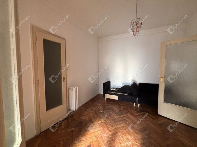 Eladó téglalakás, Győrött 52.5 M Ft, 2 szobás