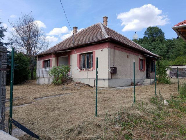 Eladó családi ház, Alcsútdobozon 23.9 M Ft, 3 szobás