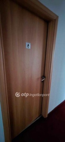 Eladó iroda, Debrecenben 650 M Ft / költözzbe.hu