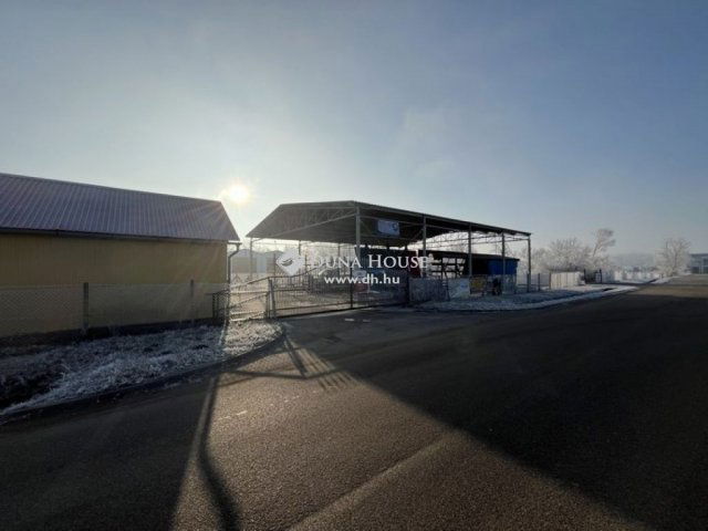 Eladó ipari ingatlan, Cegléden 110 M Ft / költözzbe.hu