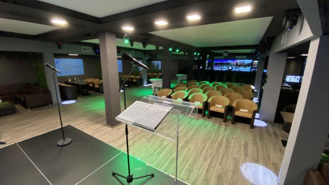 Eladó üzlethelyiség, Siófokon 319 M Ft, 8 szobás
