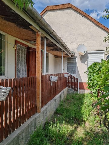 Eladó családi ház, Zagyvarékason 19.9 M Ft, 2 szobás