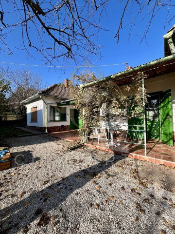 Eladó családi ház, Fonyódon 74.9 M Ft, 5 szobás