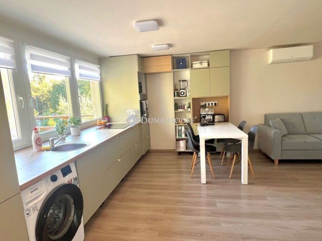 Eladó ikerház, Tahitótfalun 59.9 M Ft, 2 szobás