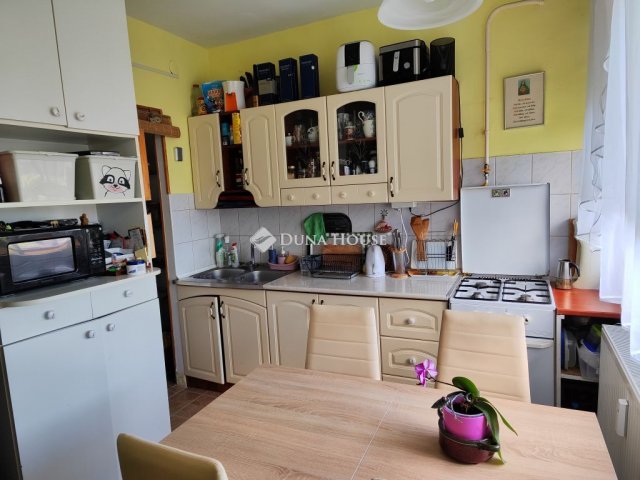 Eladó téglalakás, Gárdonyban 57 M Ft, 3 szobás