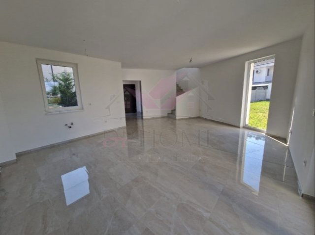 Eladó sorház, Debrecenben 119.99 M Ft, 4 szobás