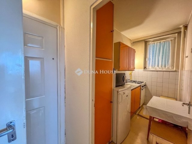 Eladó panellakás, Budapesten, XXI. kerületben 51.9 M Ft, 2 szobás