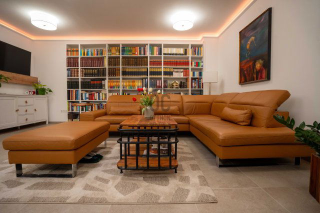 Eladó téglalakás, Miskolcon 142.9 M Ft, 3 szobás