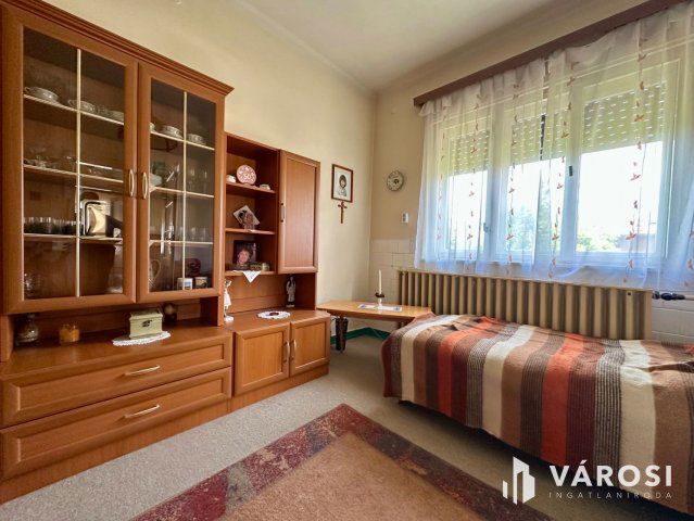 Eladó családi ház, Cereden 15.7 M Ft, 4 szobás