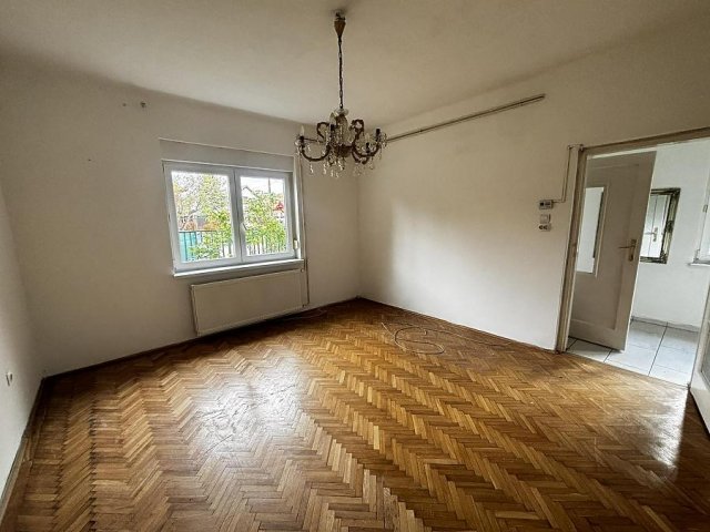 Eladó családi ház, Budapesten, XV. kerületben 81 M Ft, 2 szobás