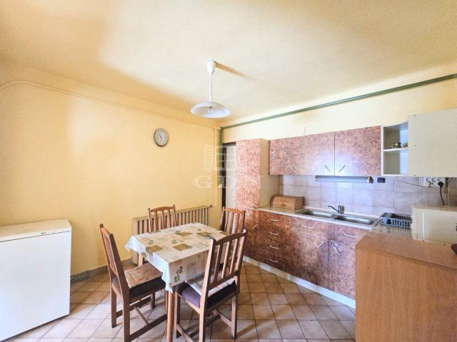 Eladó családi ház, Pakodon 24.9 M Ft, 2+1 szobás