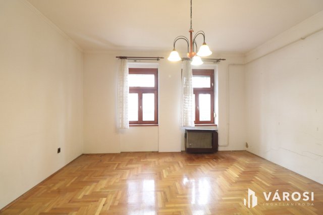 Eladó családi ház, Szegeden 94.9 M Ft, 2+1 szobás