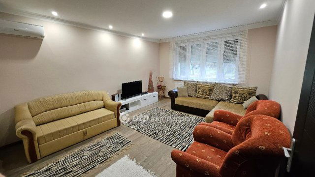 Eladó téglalakás, Kiskörén 27.9 M Ft, 2 szobás