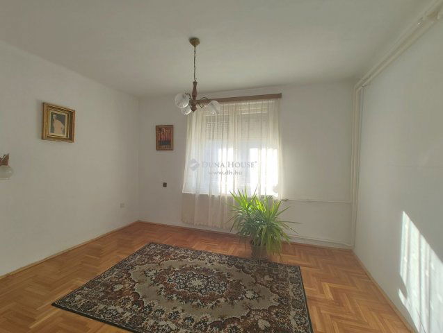 Eladó ikerház, Nyíregyházán 49.9 M Ft, 3 szobás