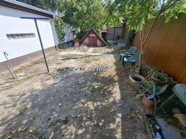 Eladó családi ház, Kiskunfélegyházán 17.5 M Ft, 3 szobás