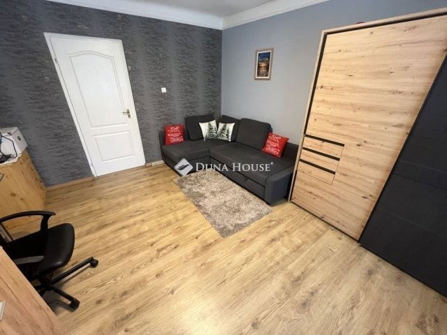 Eladó családi ház, Pilisen 85.9 M Ft, 3 szobás