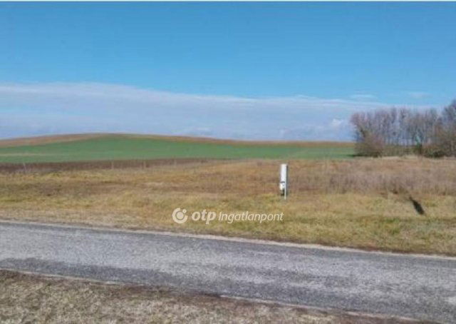 Eladó telek, Kupon 8 M Ft / költözzbe.hu