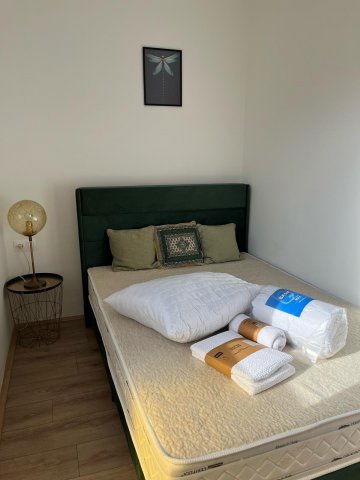 Kiadó panellakás, albérlet, Pécsett 230 E Ft / hó, 2 szobás