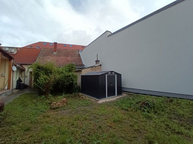 Eladó családi ház, Pápán 39 M Ft, 2 szobás