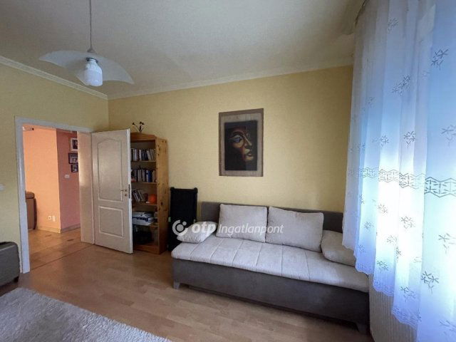 Eladó családi ház, Balkányban 77 M Ft, 3 szobás