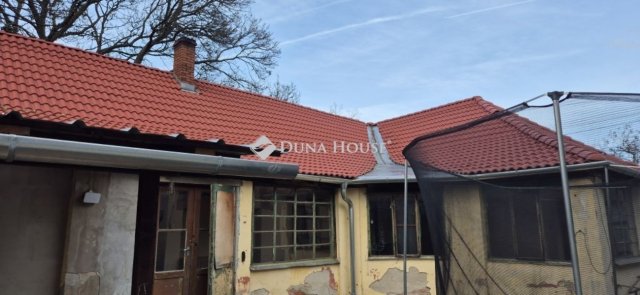 Eladó családi ház, Szentesen 36.9 M Ft, 5 szobás