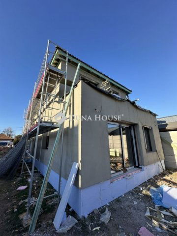 Eladó ikerház, Vecsésen 124.99 M Ft, 4 szobás