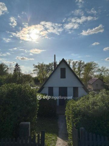 Eladó nyaraló, Gyomaendrődön 36.5 M Ft, 1+2 szobás