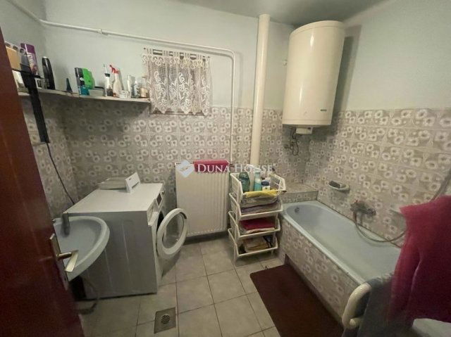 Eladó családi ház, Kecskeméten 70 M Ft, 4 szobás