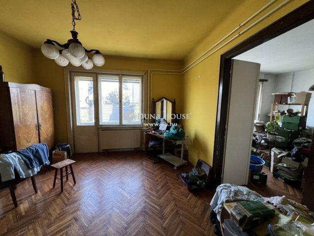 Eladó téglalakás, Budapesten, IV. kerületben 73.9 M Ft