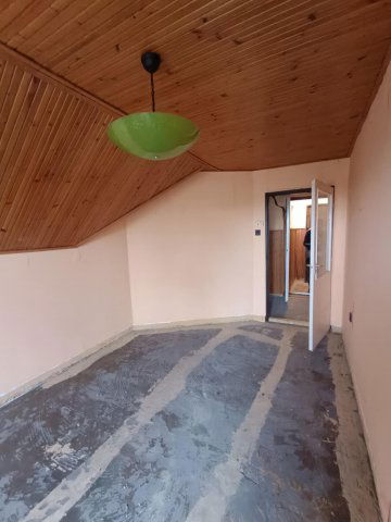 Eladó családi ház, Egerben 26.9 M Ft, 4 szobás