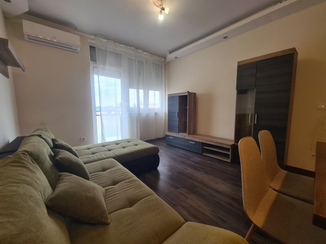 Eladó téglalakás, Győrött, Ipar utcában 42 M Ft, 2 szobás