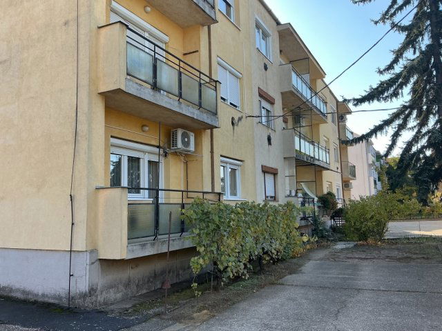Eladó téglalakás, Nyíregyházán 50.99 M Ft, 2+1 szobás