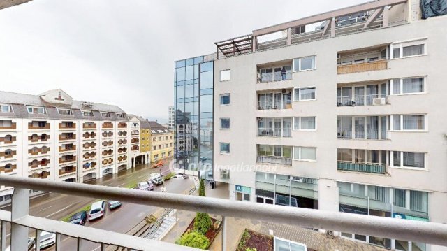 Eladó téglalakás, Miskolcon 47.9 M Ft, 1+1 szobás