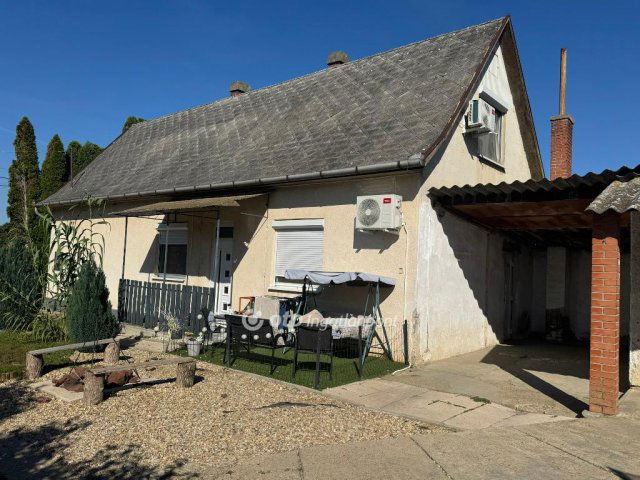 Eladó családi ház, Tiszafüreden 43 M Ft, 3+1 szobás