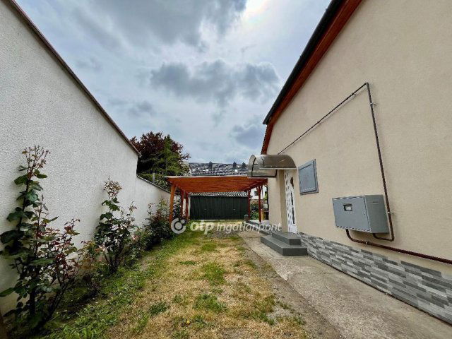 Eladó családi ház, Nyíregyházán 77 M Ft, 2 szobás