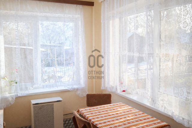 Eladó családi ház, Hajdúszováton 45 M Ft, 2 szobás