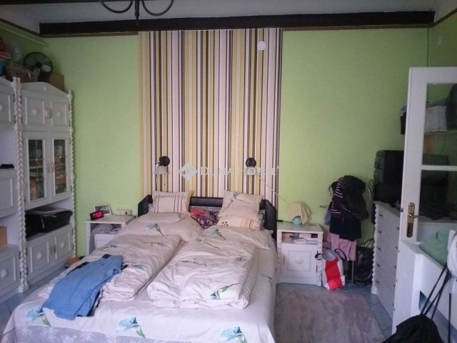 Eladó téglalakás, Üllőn 52 M Ft, 2 szobás