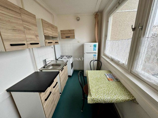 Kiadó panellakás, albérlet, Kecskeméten 110 E Ft / hó, 2 szobás