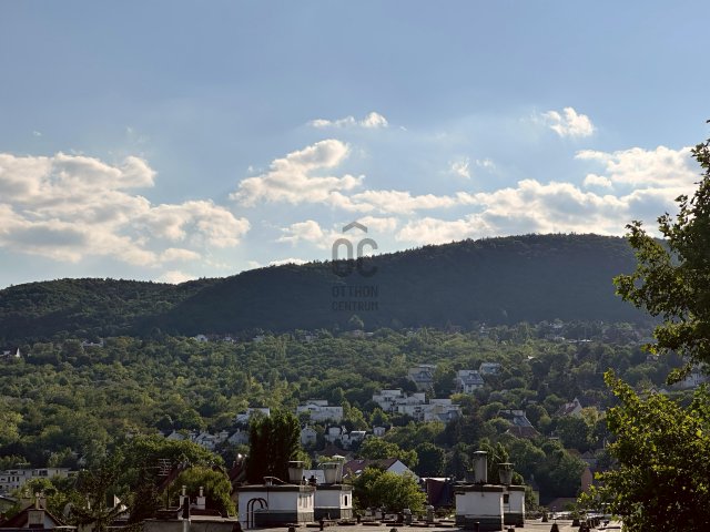 Eladó téglalakás, Budapesten, III. kerületben, Kalap utcában