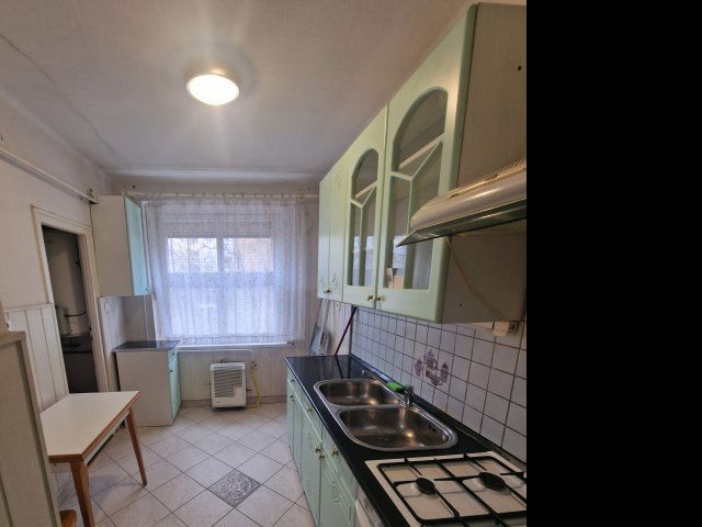 Eladó téglalakás, Budapesten, XXI. kerületben, Rakéta utcában