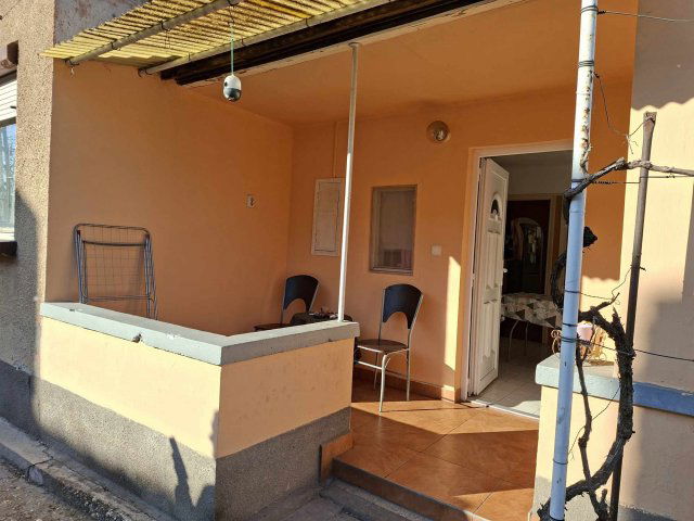 Eladó családi ház, Dunakeszin, Szent István utcában 89 M Ft