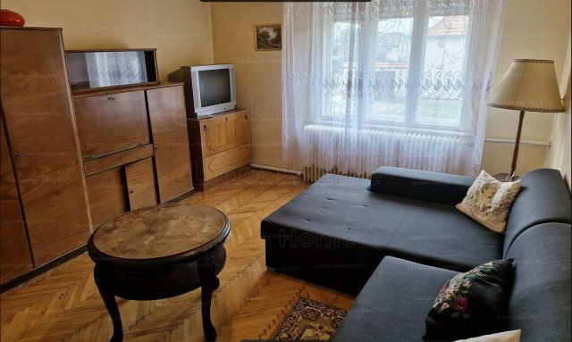 Eladó családi ház, Vértesszőlősön 60.8 M Ft, 3 szobás