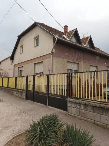 Eladó családi ház, Fóton 80.5 M Ft, 6 szobás