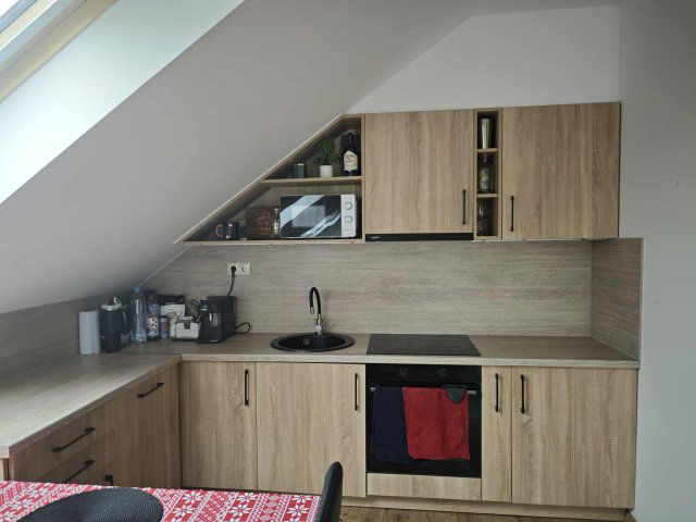 Eladó téglalakás, Egerben 75.9 M Ft, 3 szobás