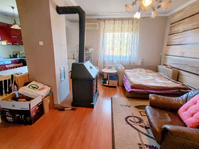 Eladó téglalakás, Nagyhalászban 26.9 M Ft, 3 szobás