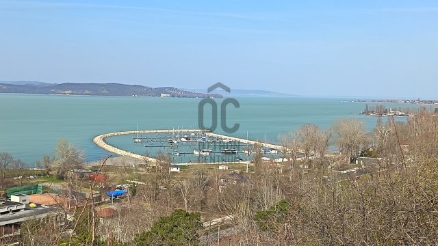 Eladó nyaraló, Balatonföldváron 28.9 M Ft, 2 szobás